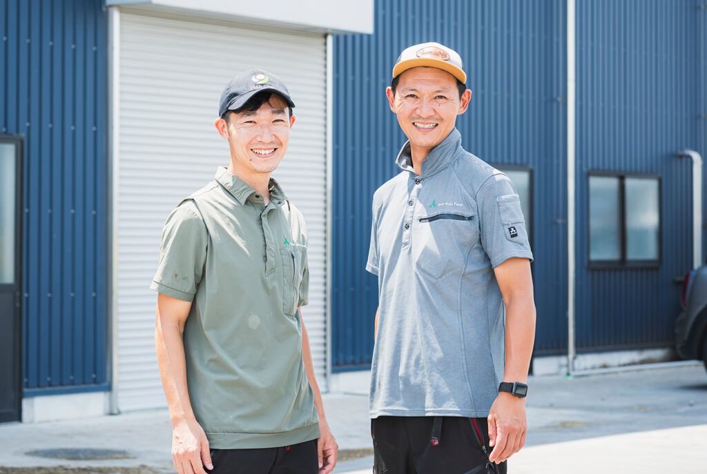 野口 旭洋さん（写真右）と野口 正雄さん（写真左）